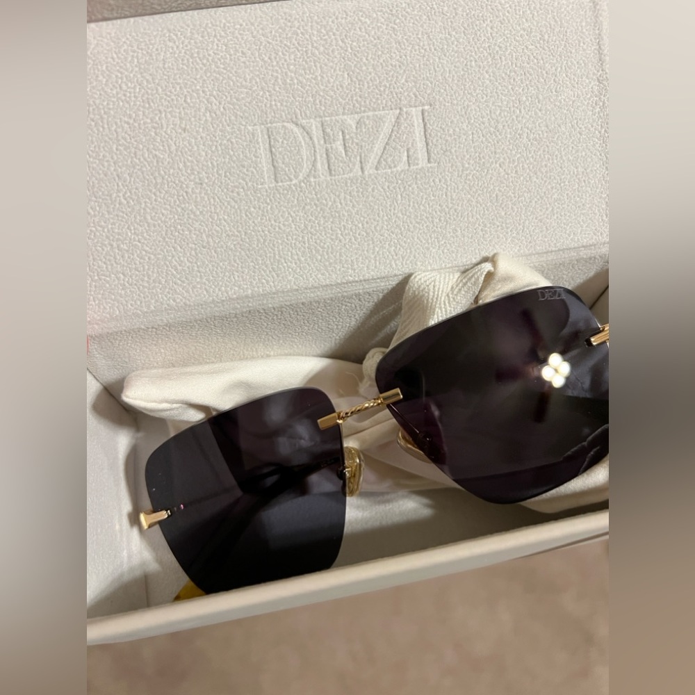 Dezi Sunglasses